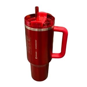 NWT Stanley X Starbucks Cup RED 40z HOLIDAY 2023!